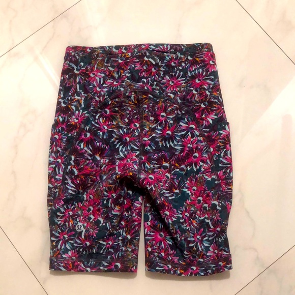 lululemon athletica Pants - NWOT Lululemon Shorts
